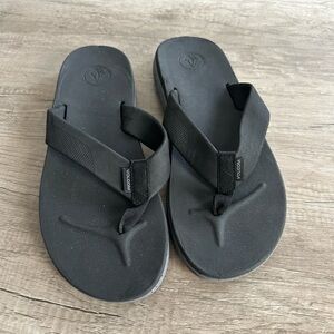New Men’s Volcom Sandals Size 13